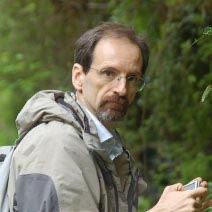 Prof. Arturo H. Ariño 
